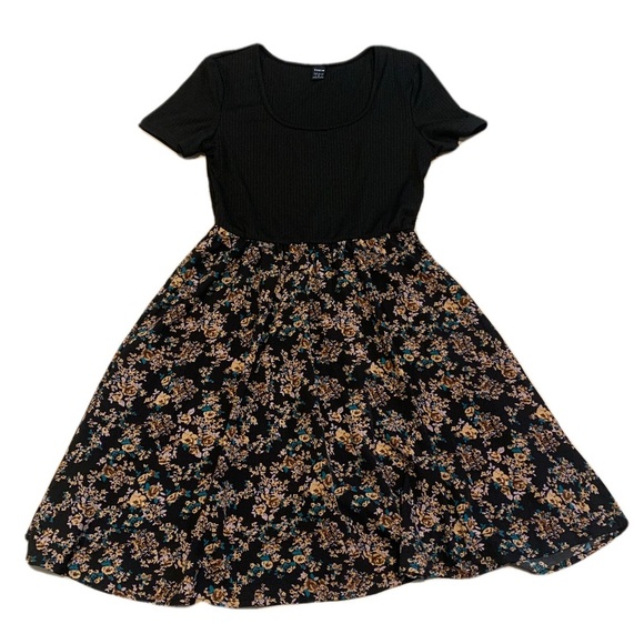 💙 SHEIN Black Ribbed Top Floral Fit & Flare Midi Dress - Size S- NWOT - Picture 1 of 5